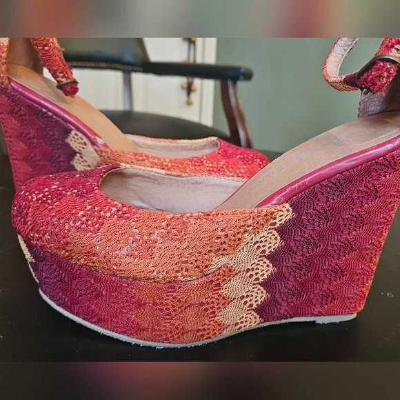 JEFFERY CAMPBELL Crochet/lace wedge platform. Size 9 - Picture 5 of 12